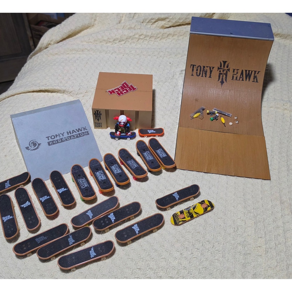 Tech Deck Fingerboard Lot Tony Hawk Ramps Star Wars Clone Wars Blind Skateboard